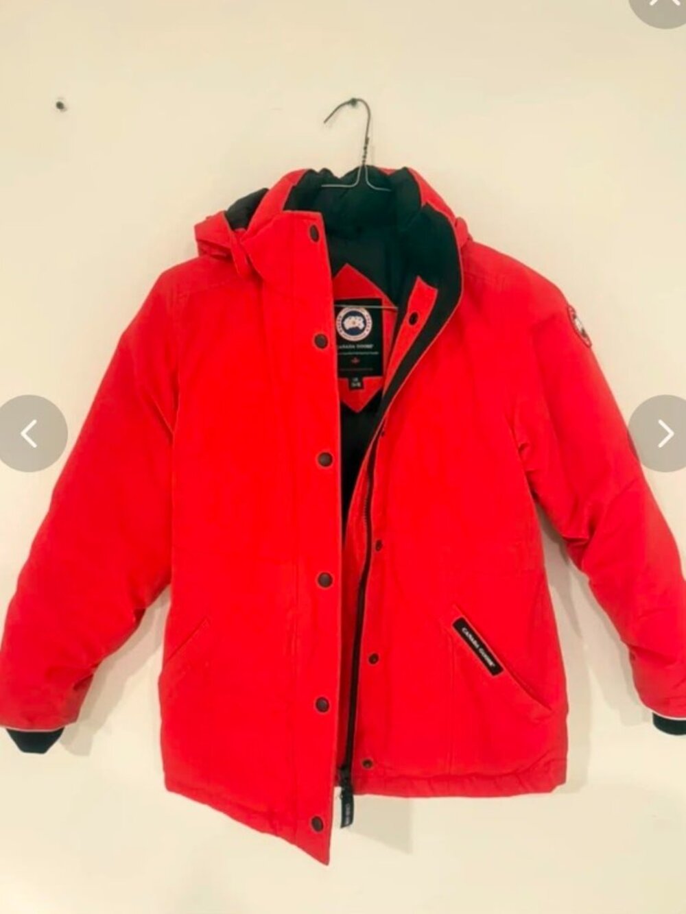 Canada Goose jacket Size L(14-16)